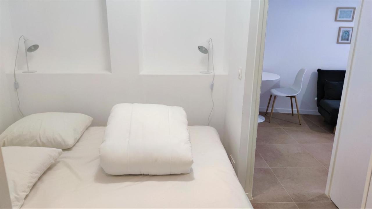 Appartement Delille Centre 01 *